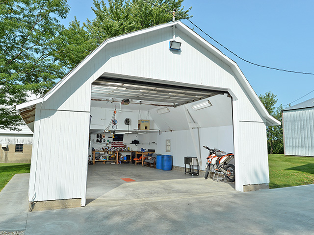 With a bit of planning, a chicken house became 690 square feet of maintenance space, Image by Bob Elbert